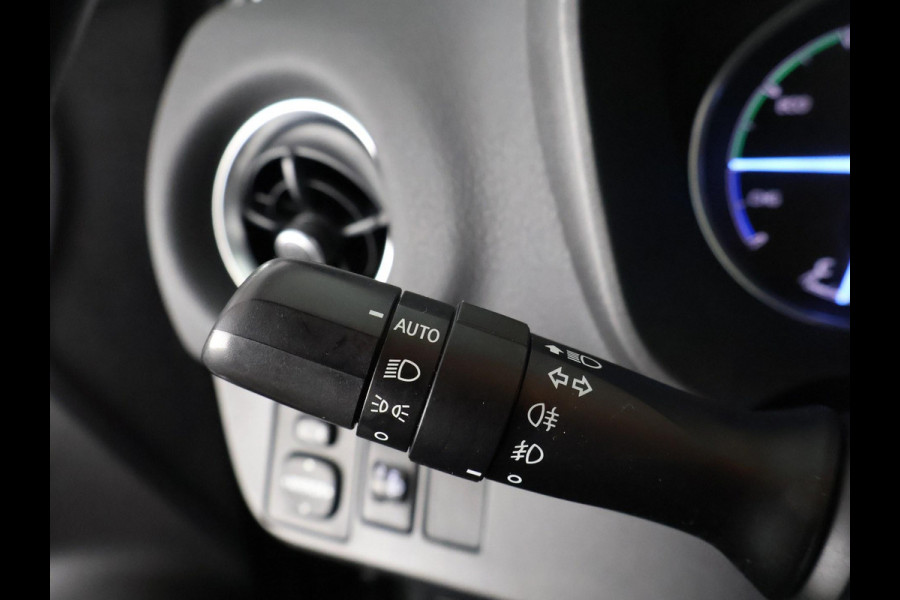 Toyota Yaris 1.5 Hybrid Executive | Panoramadak | Cruise Control | Dealer onderhouden