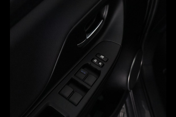 Toyota Yaris 1.5 Hybrid Executive | Panoramadak | Cruise Control | Dealer onderhouden