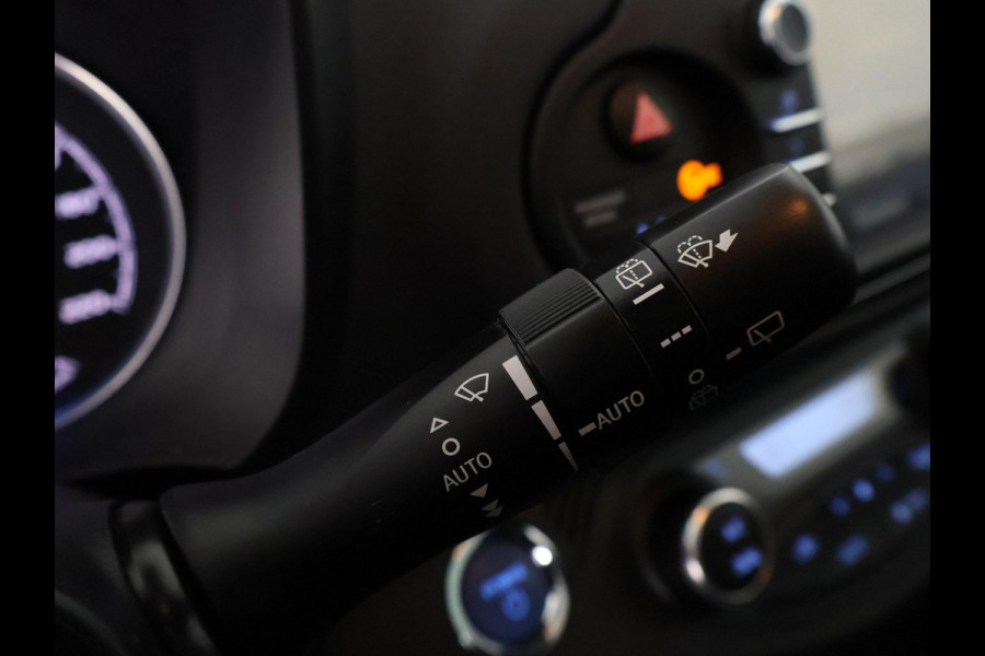 Toyota Yaris 1.5 Hybrid Executive | Panoramadak | Cruise Control | Dealer onderhouden