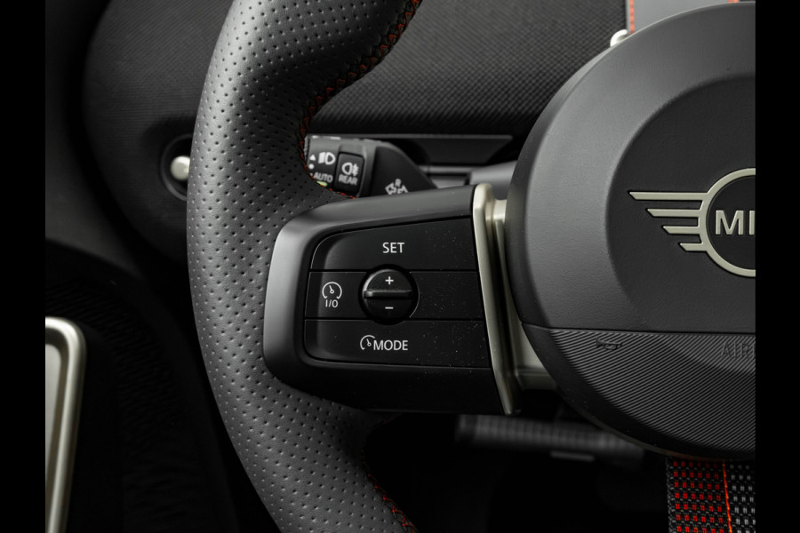 MINI Mini Aceman E - John Cooper Works - Pakket M - JCW - Panoramadak