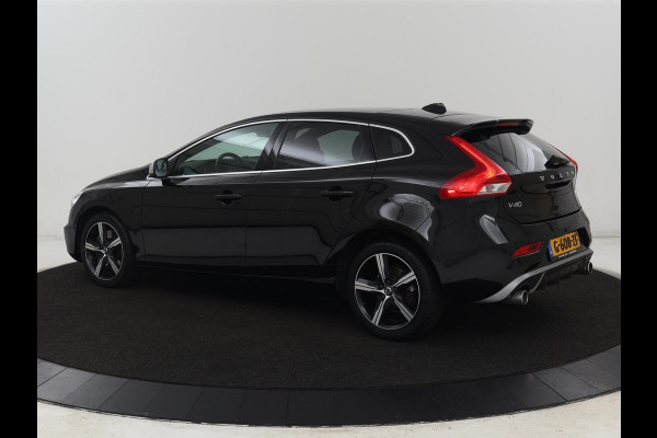 Volvo V40 1.5 T3 Polar+ Sport | Panoramadak | Stoelverwarming | Camera | Full LED | Navigatie | Park Assist | Harman/Kardon | Keyless | R Design