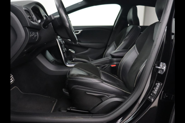 Volvo V40 1.5 T3 Polar+ Sport | Panoramadak | Stoelverwarming | Camera | Full LED | Navigatie | Park Assist | Harman/Kardon | Keyless | R Design