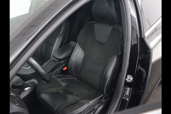 Volvo V40 1.5 T3 Polar+ Sport | Panoramadak | Stoelverwarming | Camera | Full LED | Navigatie | Park Assist | Harman/Kardon | Keyless | R Design