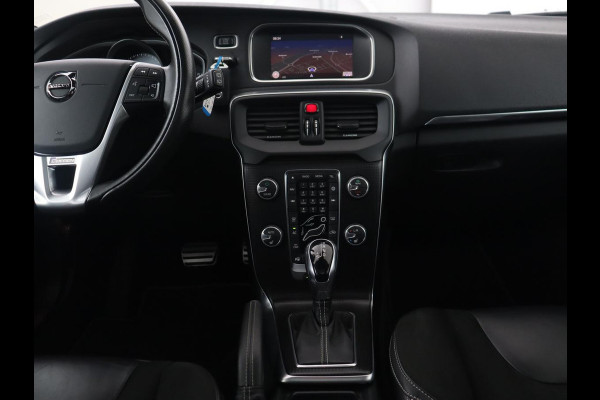 Volvo V40 1.5 T3 Polar+ Sport | Panoramadak | Stoelverwarming | Camera | Full LED | Navigatie | Park Assist | Harman/Kardon | Keyless | R Design