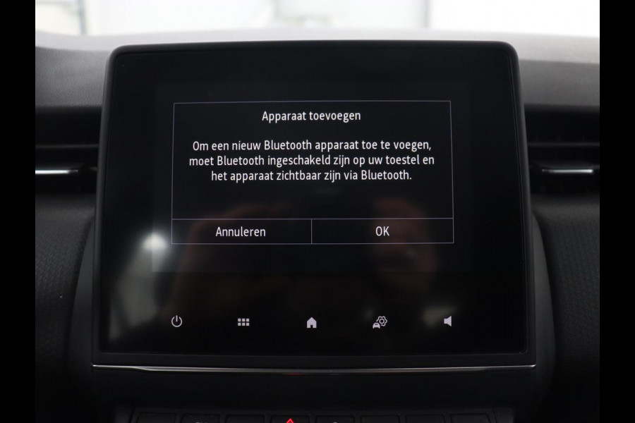 Renault Clio 1.6 E-Tech Hybrid 140 Business Zen | Camera | Carplay | Navigatie | Full LED | Cruise control | Airco | DAB | Bluetooth