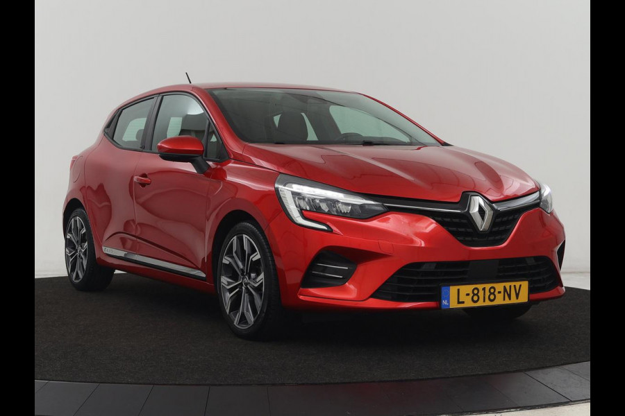 Renault Clio 1.6 E-Tech Hybrid 140 Business Zen | Camera | Carplay | Navigatie | Full LED | Cruise control | Airco | DAB | Bluetooth