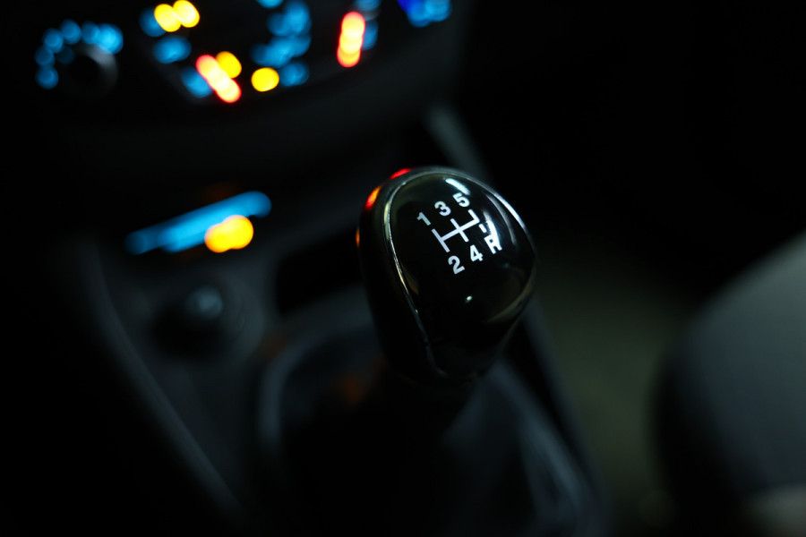 Ford Tourneo Courier 1.0 Titanium 1eEIG! BT CAMERA DAB STOELVW CLIMA '18