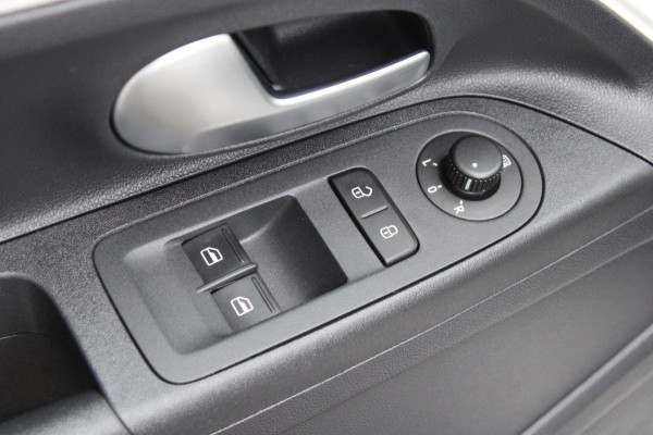 Volkswagen up! 1.0 BMT move up! Airco Bluetooth DealerOH Nap