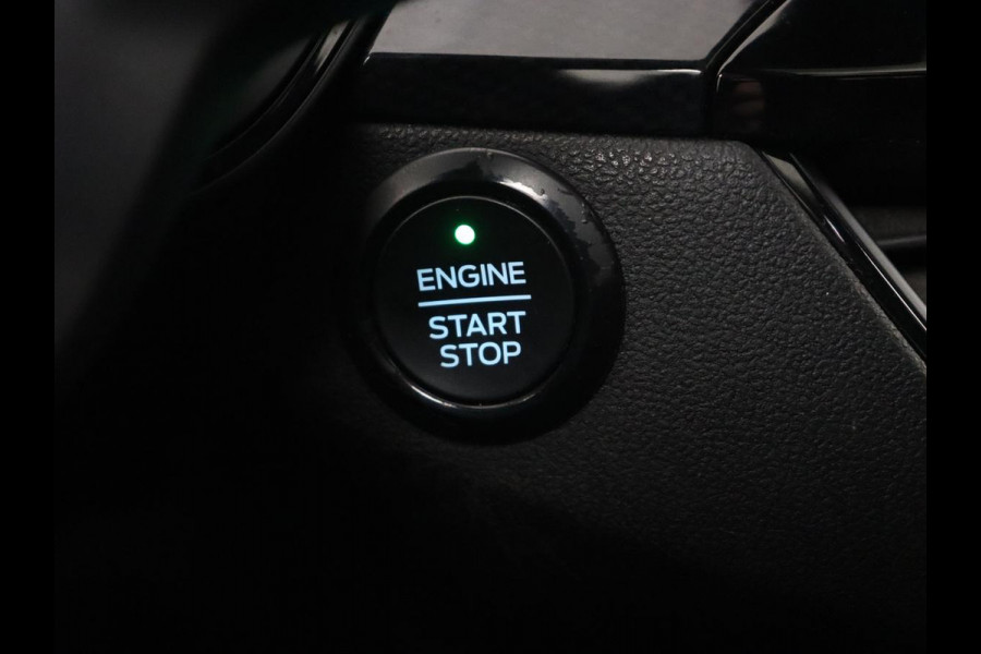 Ford Kuga 2.5 PHEV ST-Line X | Panoramadak | Head-Up | Trekhaak | Stoelverwarming | 360 Camera | B&O Sound | Carplay | Navigatie | Achterbankverwarming | Half leder | Keyless | Plug In