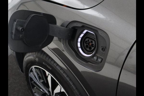 Ford Kuga 2.5 PHEV ST-Line X | Panoramadak | Head-Up | Trekhaak | Stoelverwarming | 360 Camera | B&O Sound | Carplay | Navigatie | Achterbankverwarming | Half leder | Keyless | Plug In