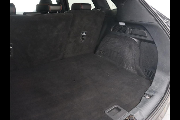 Ford Kuga 2.5 PHEV ST-Line X | Panoramadak | Head-Up | Trekhaak | Stoelverwarming | 360 Camera | B&O Sound | Carplay | Navigatie | Achterbankverwarming | Half leder | Keyless | Plug In