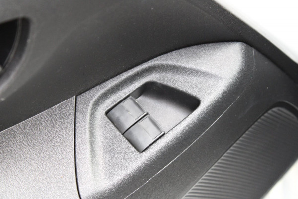 Peugeot 108 1.0 e-VTi Active Airco Camera Carplay Nap