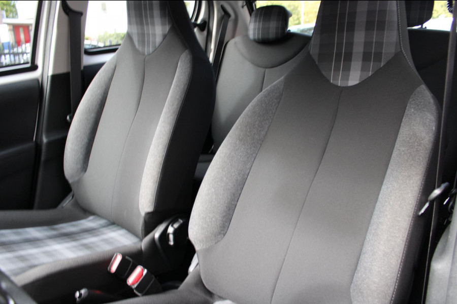 Peugeot 108 1.0 e-VTi Active Airco Camera Carplay Nap