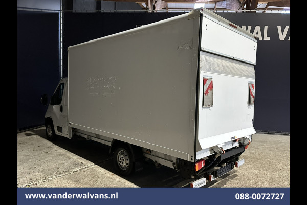 Peugeot Boxer 2.2 BlueHDi 141pk Bakwagen Laadklep Euro6 Airco | Cruisecontrol |1055kg laadvermogen bijrijdersbank