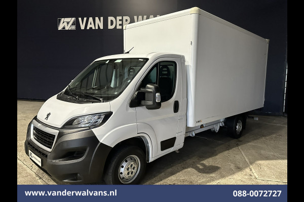 Peugeot Boxer 2.2 BlueHDi 141pk Bakwagen Laadklep Euro6 Airco | Cruisecontrol |1055kg laadvermogen bijrijdersbank