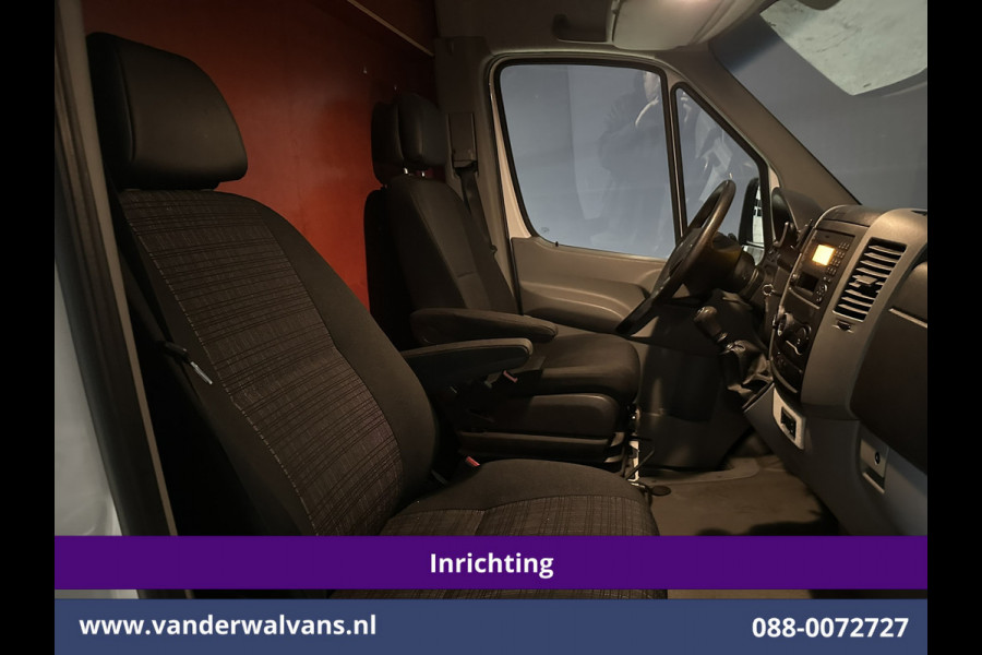 Mercedes-Benz Sprinter 316 CDI 164pk L2H2 inrichting Euro6 Airco | 2800kg trekhaak | Cruisecontrol Parkeersensoren, Chauffeursstoel