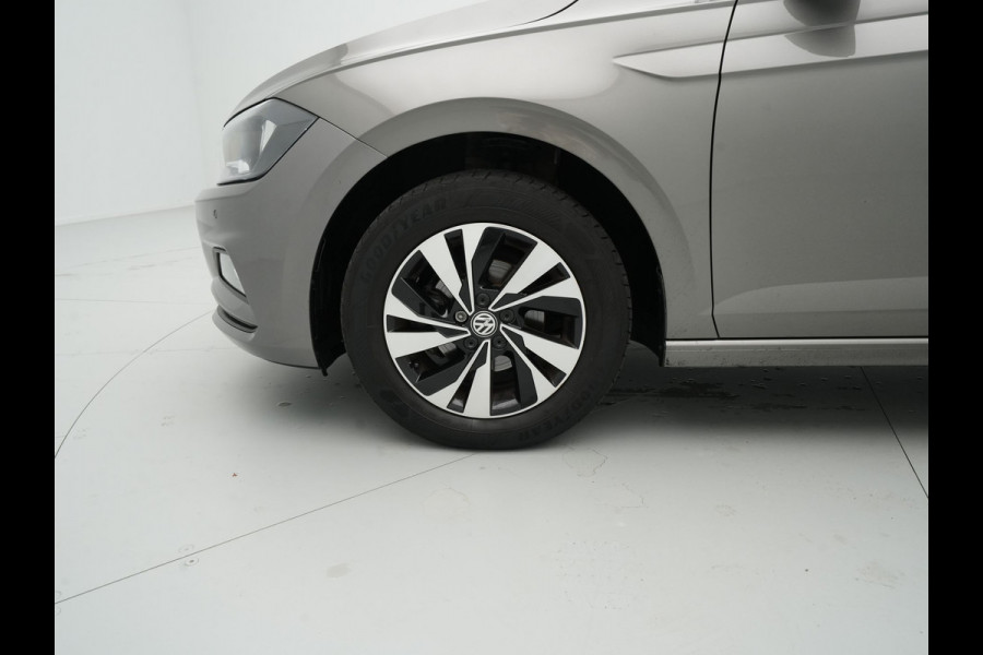 Volkswagen Polo 1.0 TSI 95pk Comfortline Navigatie Carplay Acc Pdc Dab