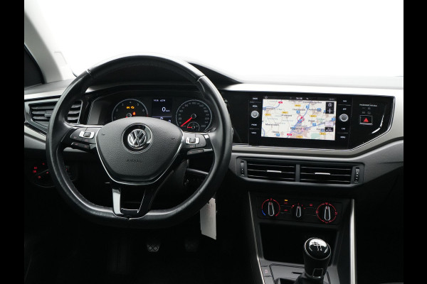 Volkswagen Polo 1.0 TSI 95pk Comfortline Navigatie Carplay Acc Pdc Dab