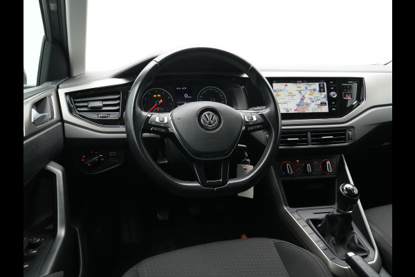 Volkswagen Polo 1.0 TSI 95pk Comfortline Navigatie Carplay Acc Pdc Dab