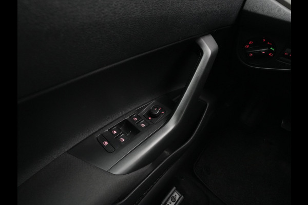 Volkswagen Polo 1.0 TSI 95pk Comfortline Navigatie Carplay Acc Pdc Dab