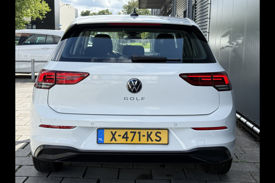 Volkswagen Golf BWJ 2023 | 1.5TSI 131PK Life Bus AUTOMAAT | CLIMA | NAVI | PDC | CRUISE | CAMERA A | STOELVERW |