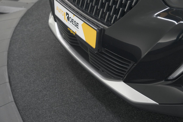 Peugeot 2008 PureTech 130 GT-Line | Camera | Adaptieve Cruise Control | Allseason Banden | Navigatie