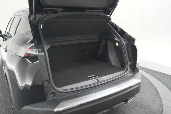 Peugeot 2008 PureTech 130 GT-Line | Camera | Adaptieve Cruise Control | Allseason Banden | Navigatie