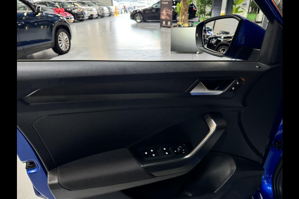 Volkswagen T-Roc 1.5 TSI Style Garantie Carplay StoelVW Adoptieve Cruise Front ASS Clima Navi Led Dab Rijklaar