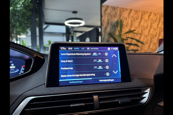 Peugeot 3008 1.2 PureTech Active Pack Garantie Afn. Trekhaak Cruise Clima Navi Led Lane PDC Rijklaar