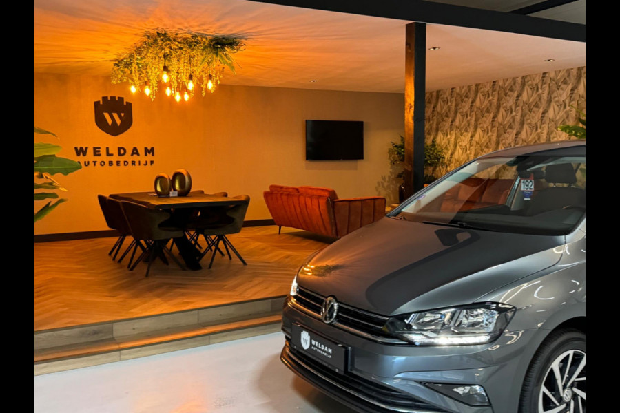 Volkswagen Golf Sportsvan 1.0 TSI Highline Garantie CarPlay Camera Adoptieve Cruise Front Ass Lane PDC Clima Navi Led Rijklaar