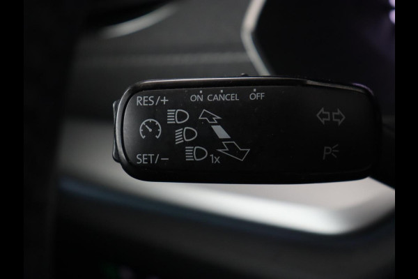 Škoda Octavia 1.0 TSI Business Edition | Stoelverwarming | Trekhaak | Camera | Head-Up | Stuurverwarming | Carplay | Navigatie | Memory | Getint glas | Parkeerhulp |