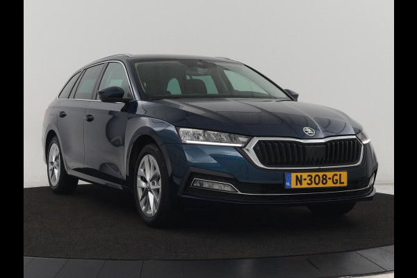 Škoda Octavia 1.0 TSI Business Edition | Stoelverwarming | Trekhaak | Camera | Head-Up | Stuurverwarming | Carplay | Navigatie | Memory | Getint glas | Parkeerhulp |