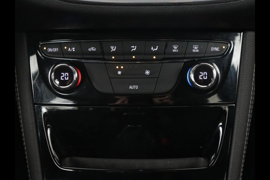 Opel Astra 1.4 Turbo Innovation | Trekhaak | Carplay | Navigatie | Keyless | Climate control | Parkeerhulp | 17'' | Cruise control | Bluetooth