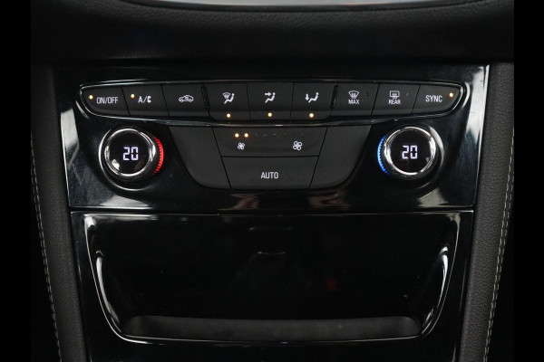 Opel Astra 1.4 Turbo Innovation | Trekhaak | Carplay | Navigatie | Keyless | Climate control | Parkeerhulp | 17'' | Cruise control | Bluetooth