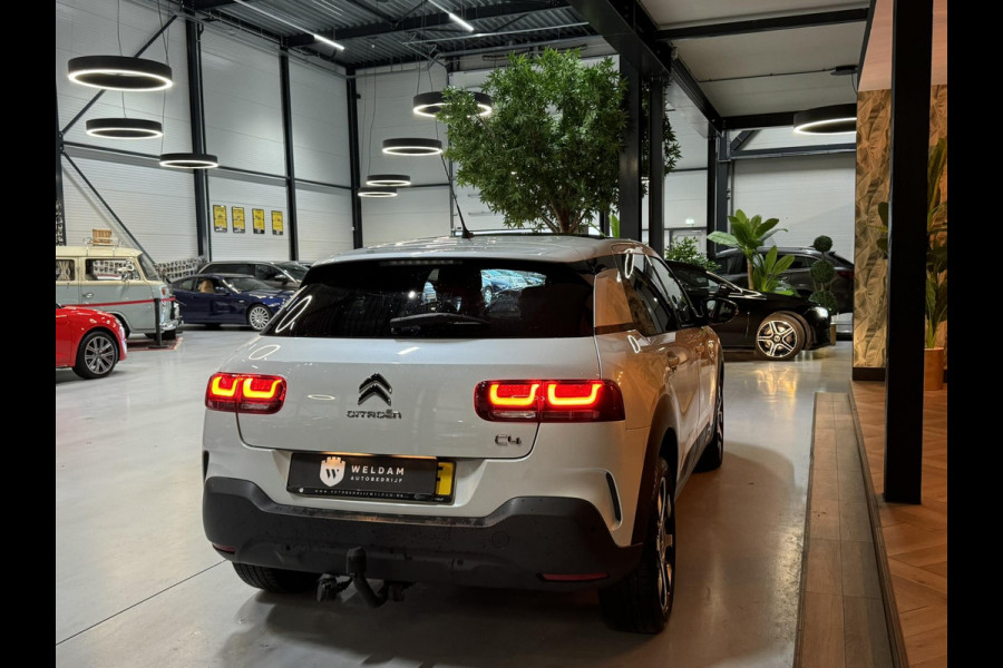 Citroën C4 Cactus 1.2 PureTech Shine Garantie NAP Trekhaak Pano StoelVW Carplay Camera Cruise Clima Navi PDC Led Rijklaar