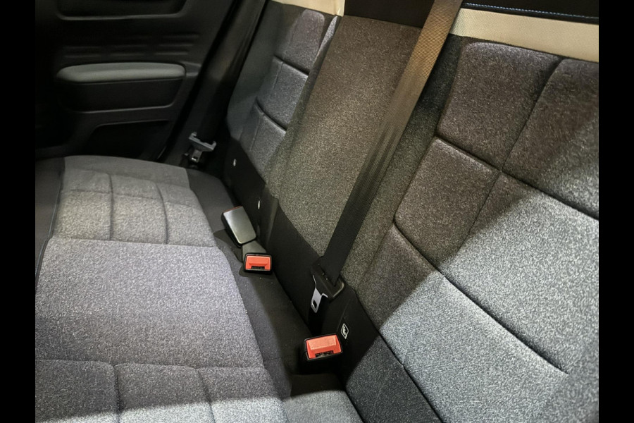 Citroën C4 Cactus 1.2 PureTech Shine Garantie NAP Trekhaak Pano StoelVW Carplay Camera Cruise Clima Navi PDC Led Rijklaar