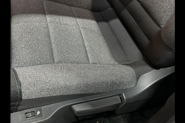 Citroën C4 Cactus 1.2 PureTech Shine Garantie NAP Trekhaak Pano StoelVW Carplay Camera Cruise Clima Navi PDC Led Rijklaar