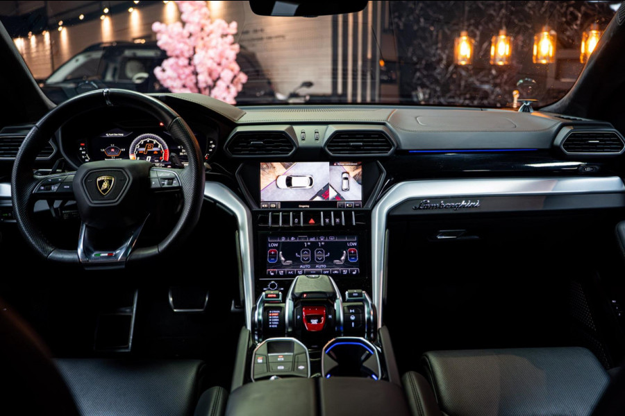 Lamborghini Urus MANSORY|FORGEDCARBON|WIDEBODY|FULLOPTION