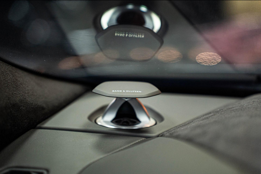 Lamborghini Urus MANSORY|FORGEDCARBON|WIDEBODY|FULLOPTION