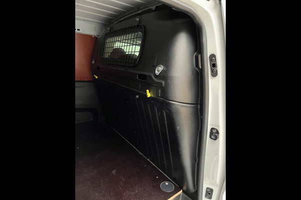 Citroën Berlingo AUTOMAAT-8 1.5 BlueHDI 131PK euro6 Club XL L2H1 3Persoons, Airco CruiseControl Navigatie Trekhaak, RIJKLAARPRIJS
