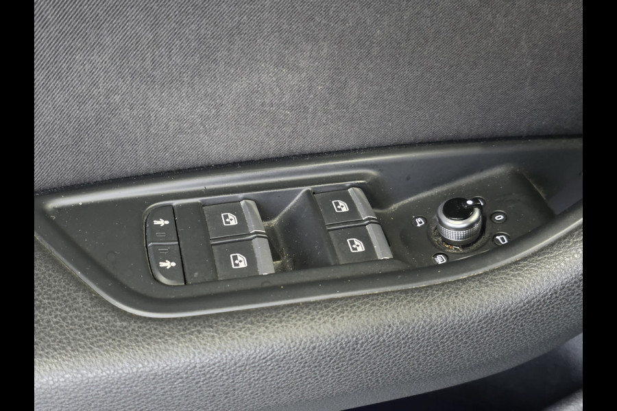 Audi A4 Avant 2.0 TFSI ultra Sport Pro Line S S-LINE / ELEC KLEP / VIRTUAL  / CLIMA  / KLASSE 3 ALARM