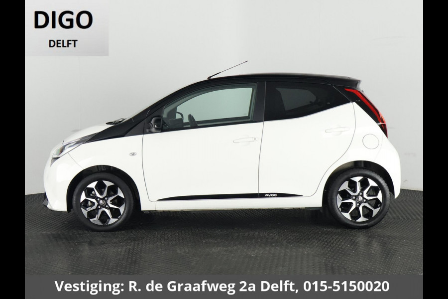 Toyota Aygo 1.0 VVT-i X-Joy | Apple Carplay & AndroidAUTO | Climate Control | 1e eigenaar | Dealer onderhouden