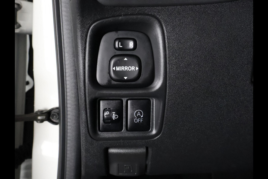 Toyota Aygo 1.0 VVT-i X-Joy | Apple Carplay & AndroidAUTO | Climate Control | 1e eigenaar | Dealer onderhouden