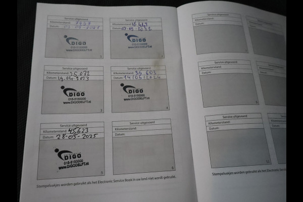 Toyota Aygo 1.0 VVT-i X-Joy | Apple Carplay & AndroidAUTO | Climate Control | 1e eigenaar | Dealer onderhouden