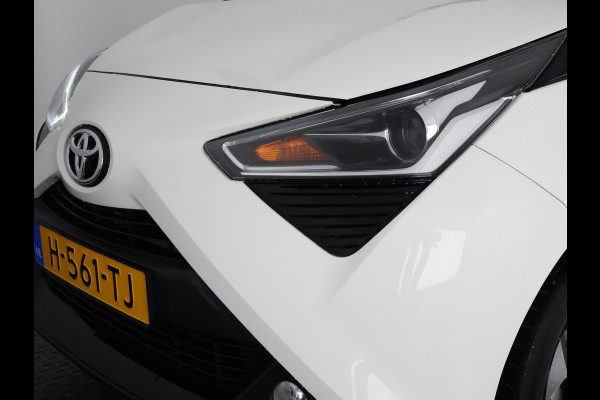 Toyota Aygo 1.0 VVT-i X-Joy | Apple Carplay & AndroidAUTO | Climate Control | 1e eigenaar | Dealer onderhouden