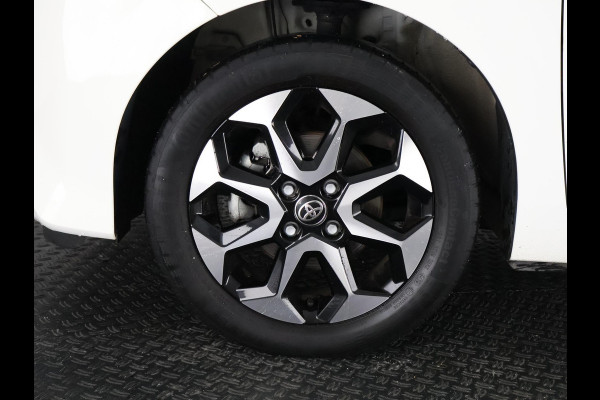 Toyota Aygo 1.0 VVT-i X-Joy | Apple Carplay & AndroidAUTO | Climate Control | 1e eigenaar | Dealer onderhouden