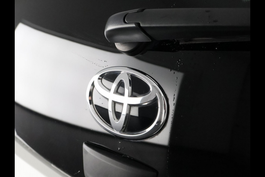 Toyota Aygo 1.0 VVT-i X-Joy | Apple Carplay & AndroidAUTO | Climate Control | 1e eigenaar | Dealer onderhouden