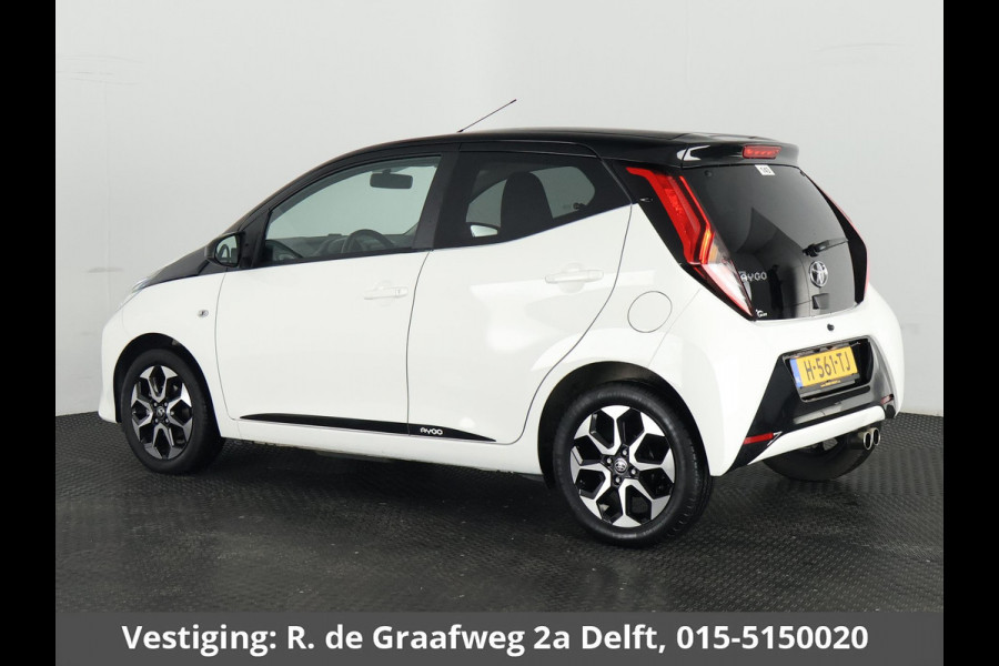 Toyota Aygo 1.0 VVT-i X-Joy | Apple Carplay & AndroidAUTO | Climate Control | 1e eigenaar | Dealer onderhouden