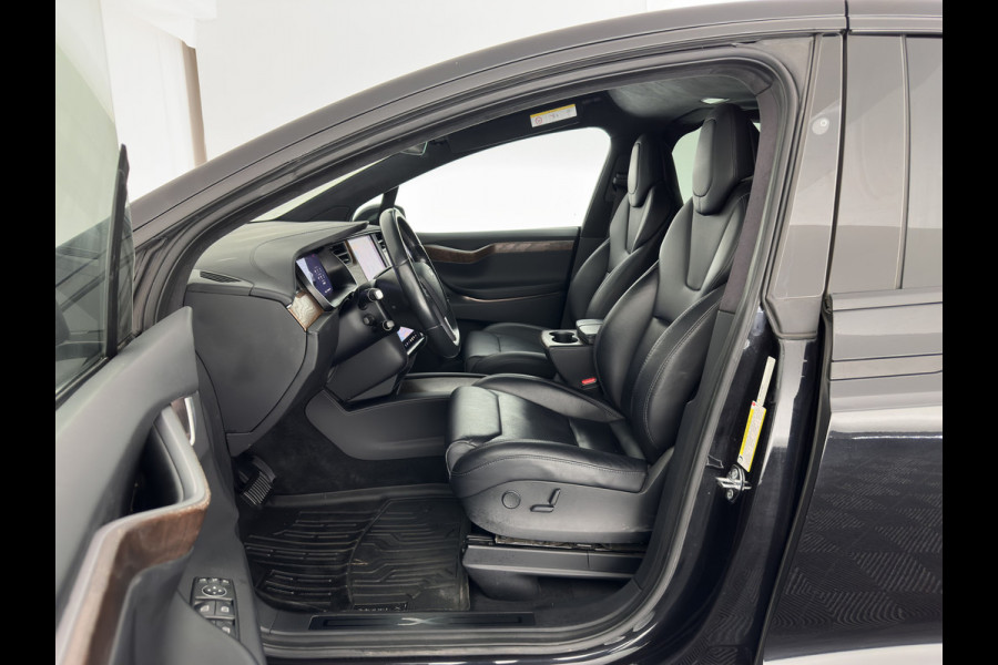 Tesla Model X 100D Black-Line AWD [ 3-Fase ] { SOH-86% } Aut. *PANO-WINDOW | AUTO-PILOT | VEGAN-LEATHER | NAVI-FULLMAP | FULL-LED | AIR-SUSPENSION | DIGI-COCKPIT | KEYLESS | DAB+ | HEATED-SPORTSEATS | PRIVACY-GLASS | TOPVIEW | TOWBAR | 22"ALU*