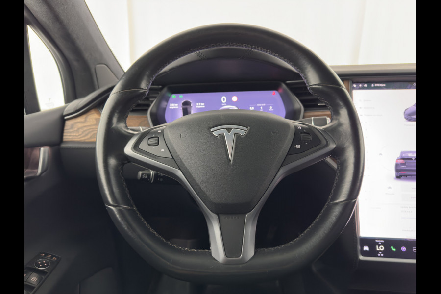 Tesla Model X 100D Black-Line AWD [ 3-Fase ] { SOH-86% } Aut. *PANO-WINDOW | AUTO-PILOT | VEGAN-LEATHER | NAVI-FULLMAP | FULL-LED | AIR-SUSPENSION | DIGI-COCKPIT | KEYLESS | DAB+ | HEATED-SPORTSEATS | PRIVACY-GLASS | TOPVIEW | TOWBAR | 22"ALU*